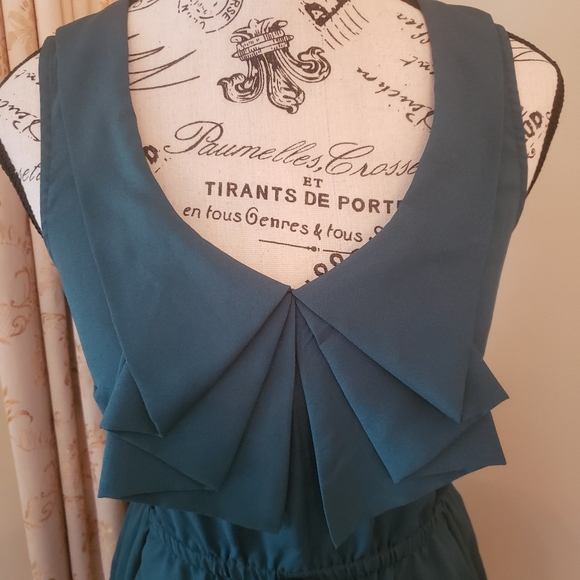 BeBop Hunter Green Midi Dress - Picture 2 of 5